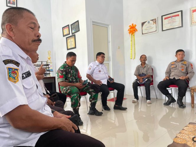 
 Bhabinkamtibmas Jadi Fasilitator Mediasi Sengketa Tanah di Sibulue