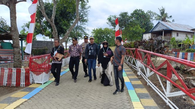 
 Kapolsek Ponre hadiri giat penilaian lomba lorong Bugis didesa Bolli