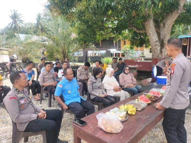 
 Menjalin Kebersamaan Personel Polsek Awangpone Menjelang Ramadhan 1447 H