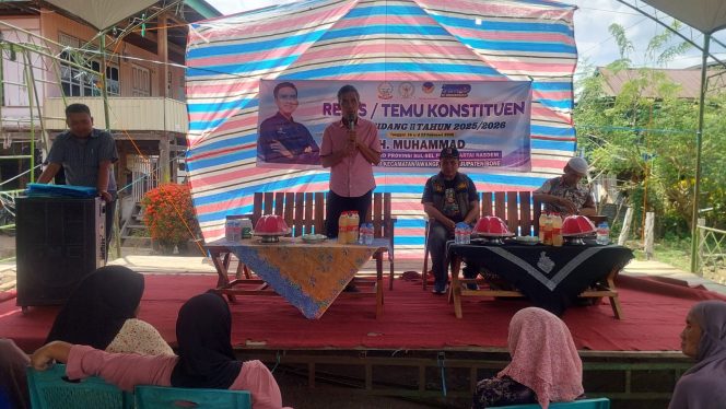 
 Kanit Intelkam Polsek Awangpone Memantau Kegiatan Reses Anggota DPRD Provinsi Sulsel di Desa Latekko 