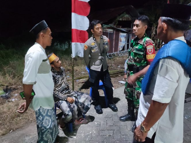 
 ‎Patroli Dan Sambang, Bhabinkamtibmas Dan Babinsa Kompak Jaga Kamtibmas