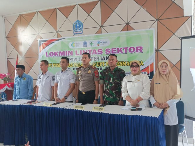 
 ‎Selain Berikan Pelayanan, Kapolsek Palakka Aktif Hadiri Kegiatan Masyarakat