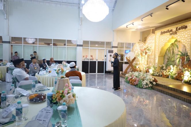 
 Polda Sulsel Gelar Buka Puasa Bersama Insan Pers, Perkuat Sinergi Polri dan Media