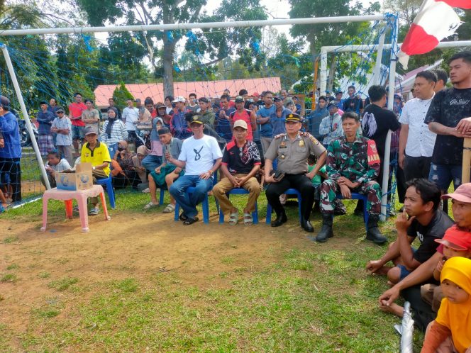 
 Kapolsek Sibulue Hadiri Kegiatan “Mappallanca” di Desa Pattiro Riolo