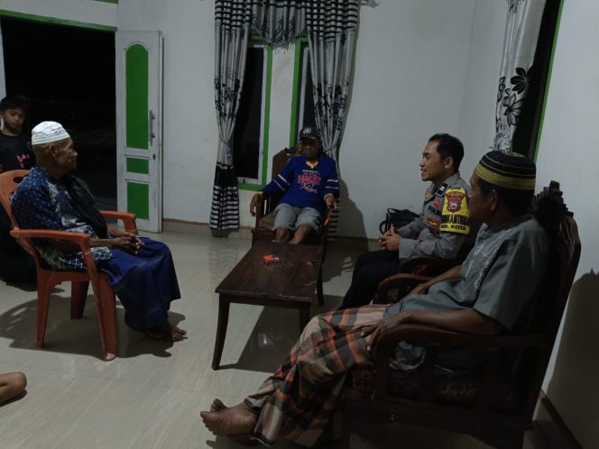 
 Patroli dan Sambang Bhabinkamtibmas Aiptu Aras, Wujud Dedikasi Polri di Wilayah Binaan