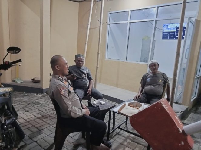 
 Bripka Wiwin Susanto Laksanakan Kunjungan dan Pembinaan Satkamling di BTN Aruland Cabalu