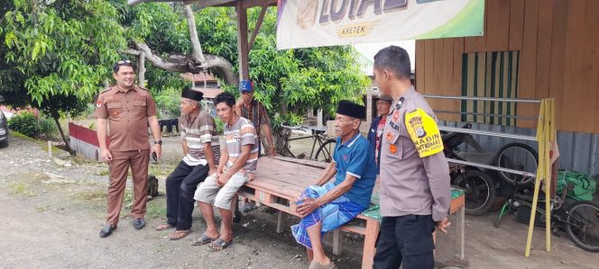 
 ‎Jalin Kedekatan dengan Warga Binaan, Ini yang Dilakukan Bhabinkamtibmas Aipda Kasnindar