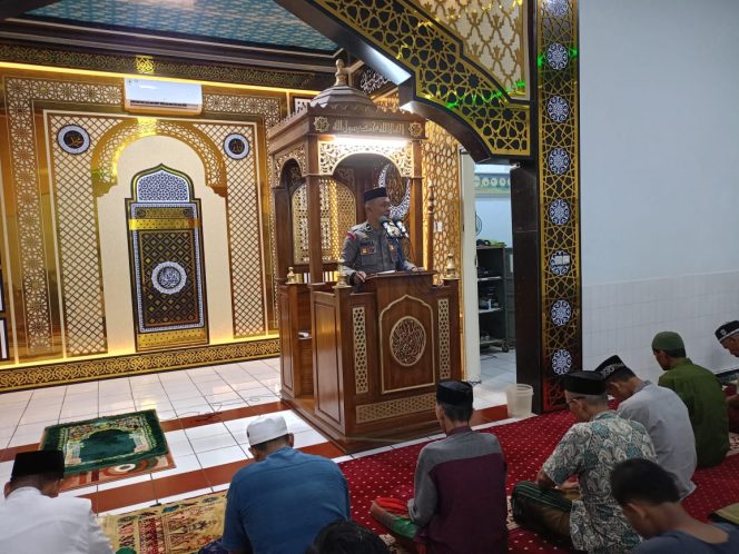 
 Wakapolsek Awangpone Memimpin Safari Ramadhan Tim II Forkopimcam Awangpone di Masjid Darul Mu’min Desa Pacing