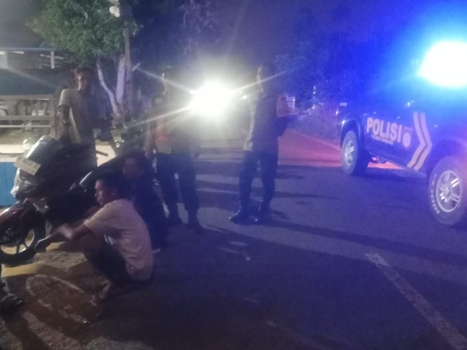 
 ‎Jaga Kamtibmas, Polsek Cenrana Lakukan Patroli Biru Di Wilayah Hukumnya