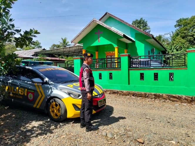 
 Patroli Siang Hari, Polsek Mare Ajak Warga Bersama Cegah Kriminalitas