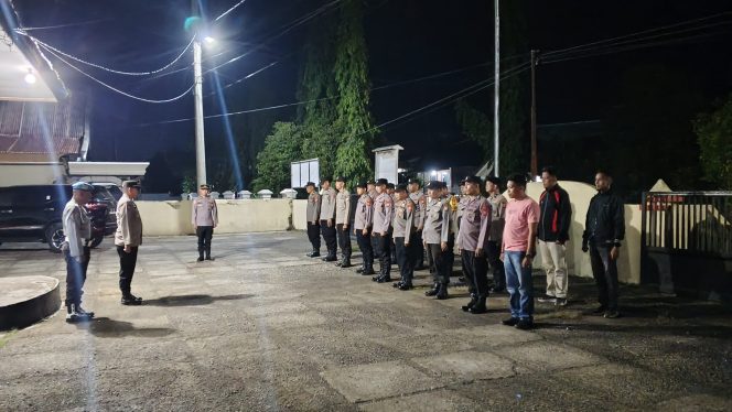 
 Wakapolsek Sibulue Pimpin Apel Kesiapan Pengamanan Malam Lebaran
