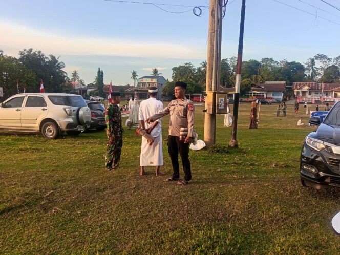 
 Polsek Mare Kawal Sholat Idul Fitri 1447 H, Dipimpin Langsung Wakapolsek Ipda A. Abustang, Ratusan Jamaah Padati Lapangan Mare