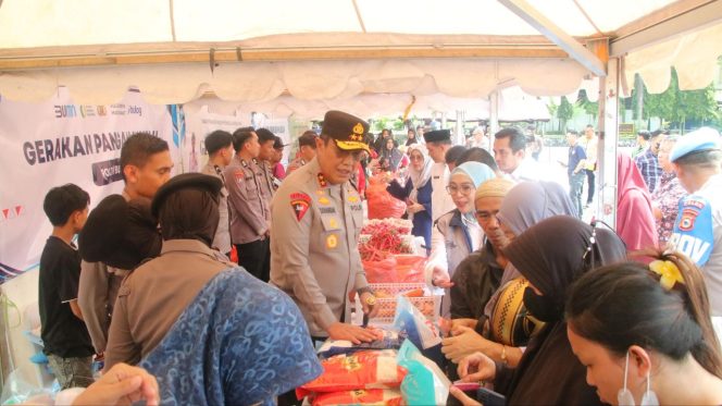 
 Polda Sulsel Gelar Gerakan Pangan Murah untuk Bantu Masyarakat Menjelang Lebaran