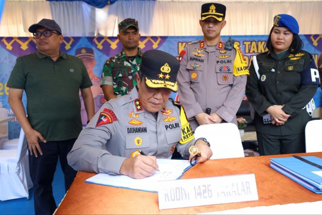 
 Pastikan Kesiapan Pengamanan Arus Mudik, Kapolda Sulsel Cek Pos Pengamanan Rute Makassar–Jeneponto