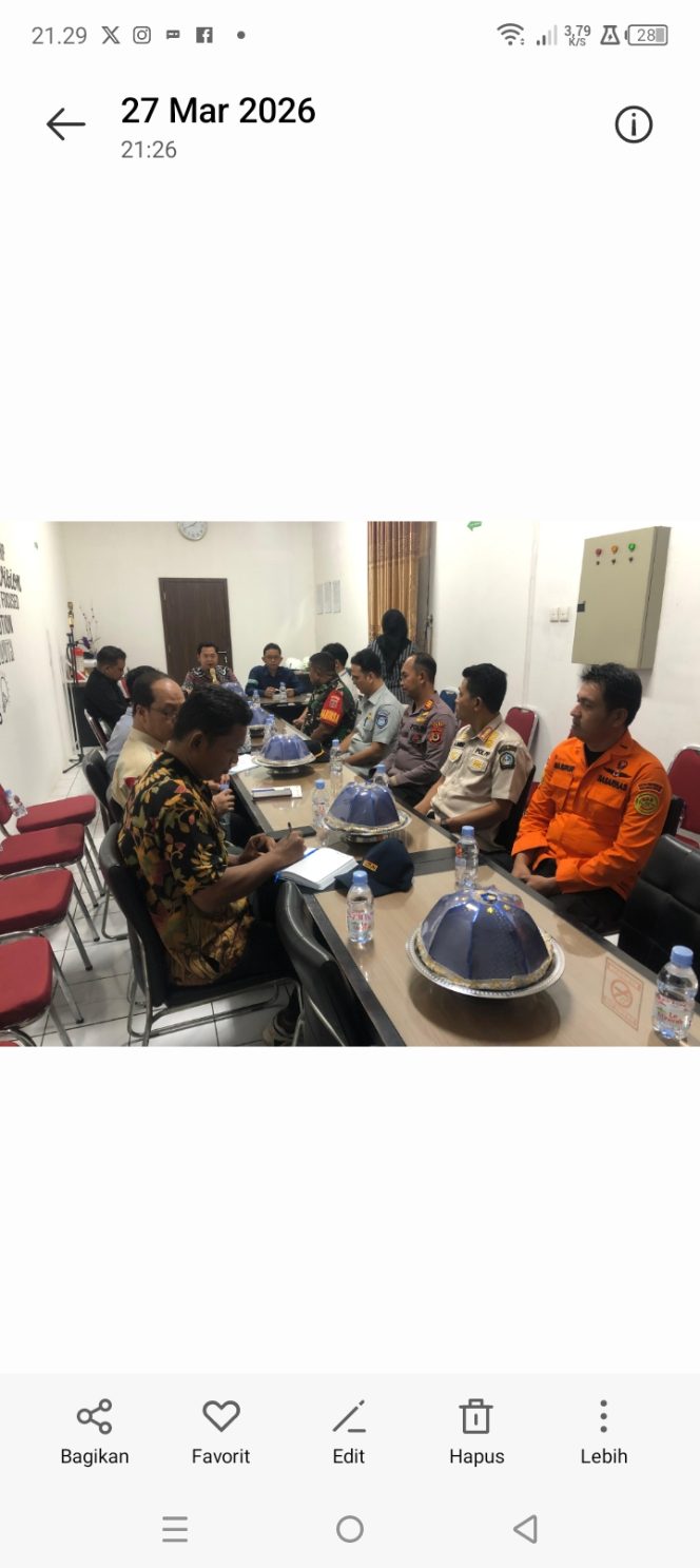 
 Rapat Koordinasi Kapolsek Hadir Bersama Stakeholders Pelabuhan Bajoe