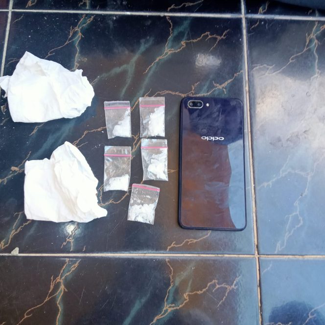 
 Satresnarkoba Polres Bone Ungkap Sejumlah Kasus Peredaran Sabu di Berbagai Kecamatan