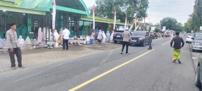 
 Ciptakan Suasana ,Sujuk ,Nyaman Dan Damain Polsek Barebbo Laksanakan PAM Sholat Idul Fitri 1447 H