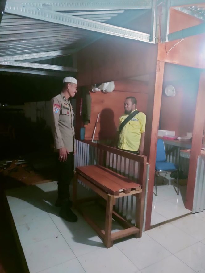 
 Aiptu Baso Halim Tingkatkan Keamanan Lingkungan Lewat Sambang dan Pembinaan Satkamling