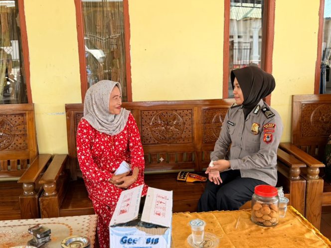 
 Brigpol Fitriani Bangun Komunikasi yang Humanis Melalui Kegiatan Sambang Desa