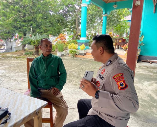 
 Sambang Rutin Petugas Bhabinkamtibmas Demi Mencegah Aksi Kejahatan di Lingkungan Masyarakat
