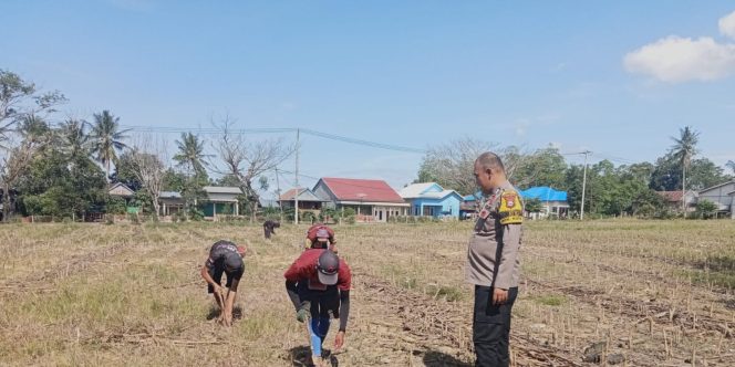 
 Polisi Penggerak Hadir di Tengah Petani, Bripka Wiwin Susanto Motivasi Warga Cabalu