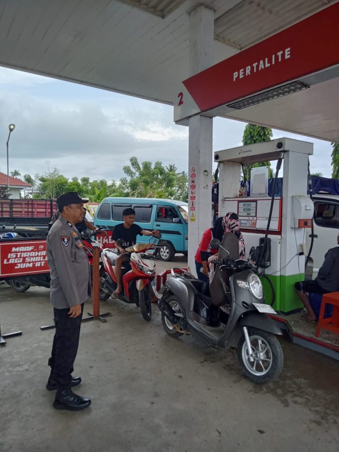 
 Polsek Mare Laksanakan Pengamanan dan Pengawasan SPBU, Jamin Ketersediaan dan Kelancaran Distribusi BBM