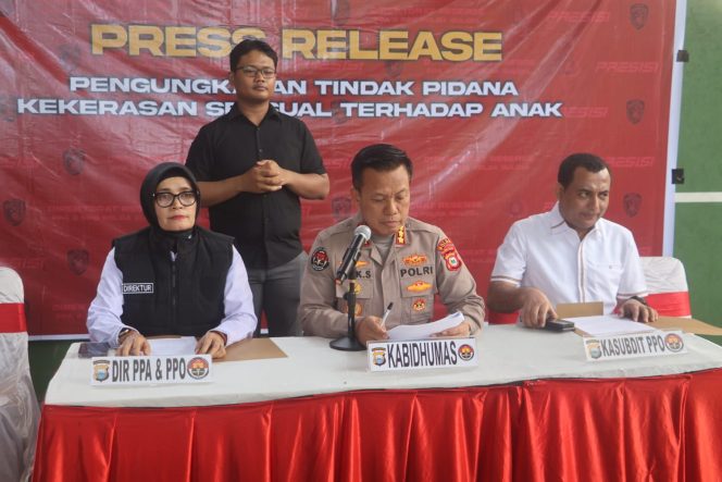 
 Ditres PPA dan PPO Polda Sulsel Gelar Konferensi Pers, Tiga Pelaku Kekerasan Seksual terhadap Anak Diamankan