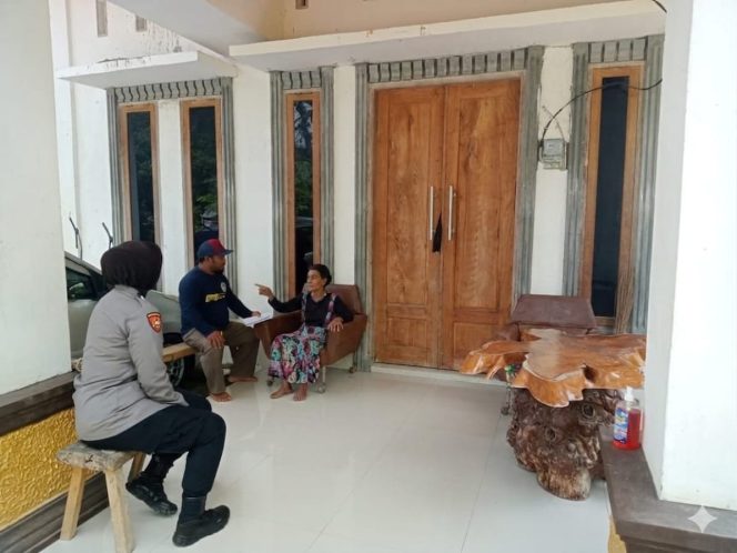 
 ‎Sambangi Warga, Cara Efektif Bhabinkamtibmas Jaga Kamtibmas yang Kondusif