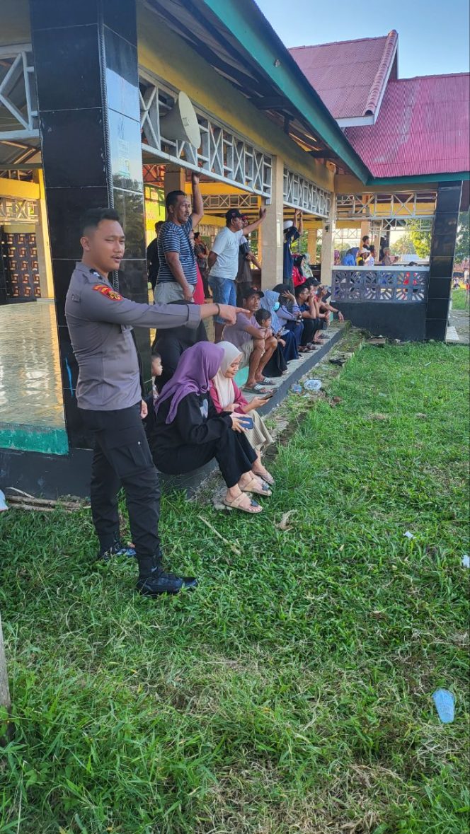 
 DDS Briptu Sudirman Pada Warga Titip Pesan Kamtibmas ,Polres Bone