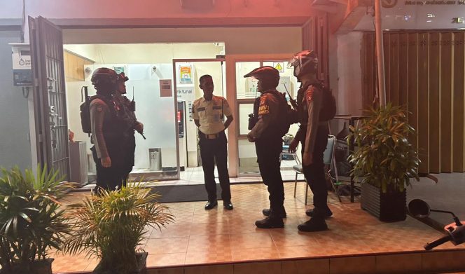 
 Patroli Malam Sat Samapta Polres Bone Pastikan Kota Watampone Aman di Malam Hari