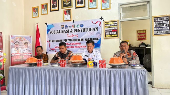 
 Kapolsek Barebbo Hadiri Sosialisasi Pencegahan Penyalahgunaan Narkotika di Desa Corawali