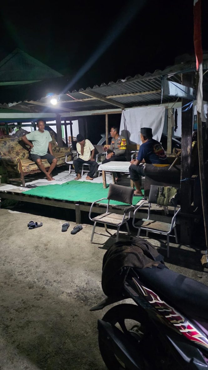 
 Bripka Andi Rusman Tingkatkan Kesiapsiagaan Satkamling di Lingkungan Pao Pao, Panyula