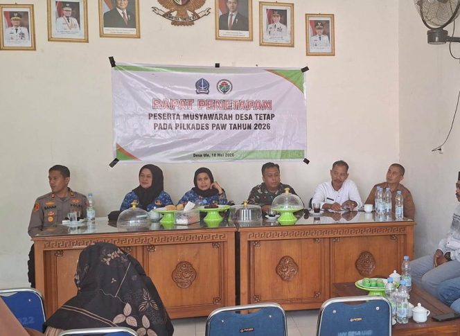 
 Kapolsek Tellu Siattinge Hadiri Rapat Penetapan Peserta Musyawarah Desa Tetap pada Pilkades PAW Desa Ulo