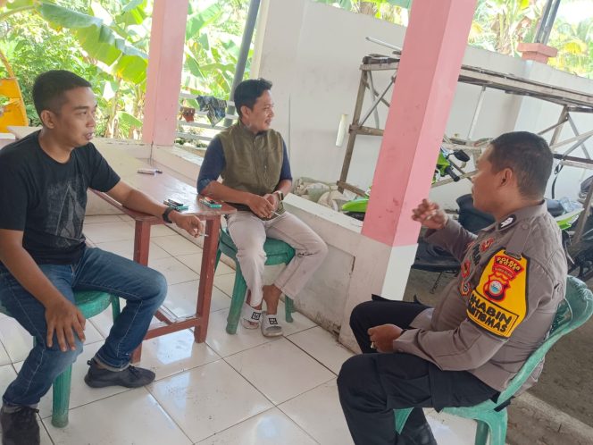 
 Sambang di Rumah Warga, Brigpol Sultan Berupaya Dekat Untuk Menjamin Keamanan Masyarakat
