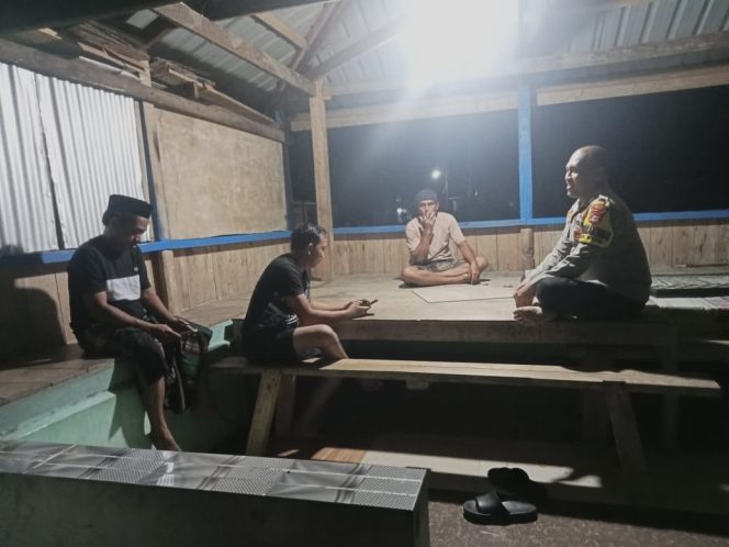 
 Bripka Wiwin Susanto Aktif Kunjungi Satkamling, Perkuat Keamanan di Wilayah Binaan