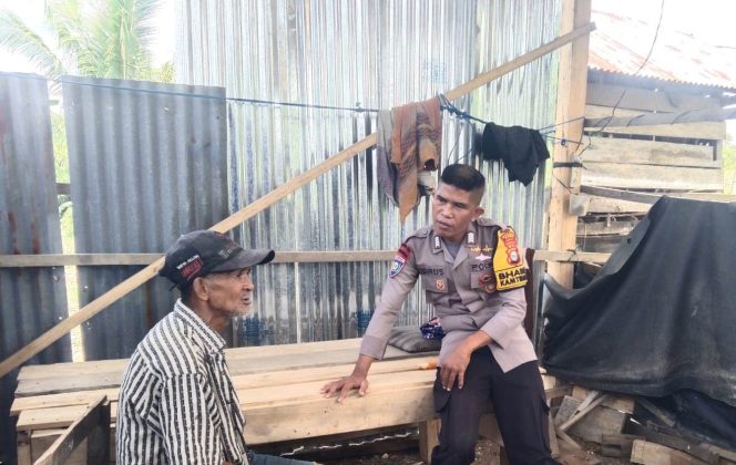 
 Bripka Idrus Lakukan Sambang di Wilayah Binaan, Bangun dan Perkuat Kemitraan Polri dan Masyarakat
