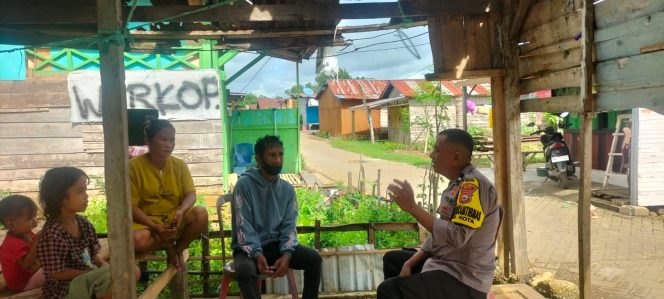 
 Bangun Kepercayaan Publik, Aiptu Ulpiadi Intensifkan Sambang Humanis di Wilayah Binaan