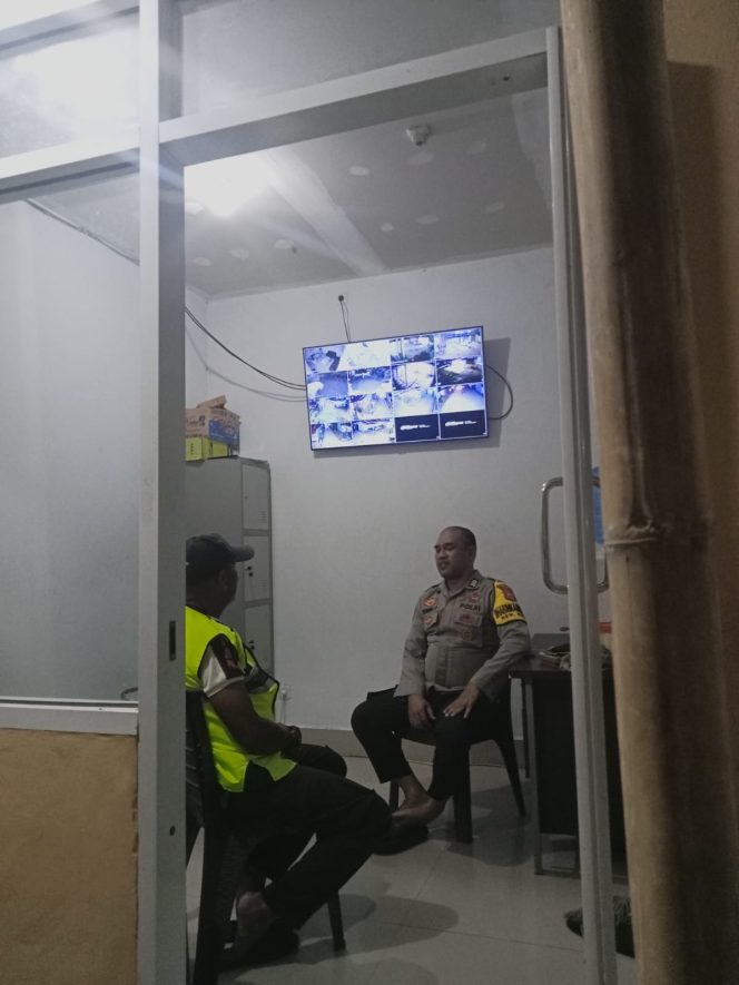 
 Wujud Kepedulian Terhadap Keamanan Warga, Bripka Wiwin Susanto Rutin Koordinasi Dengan Security