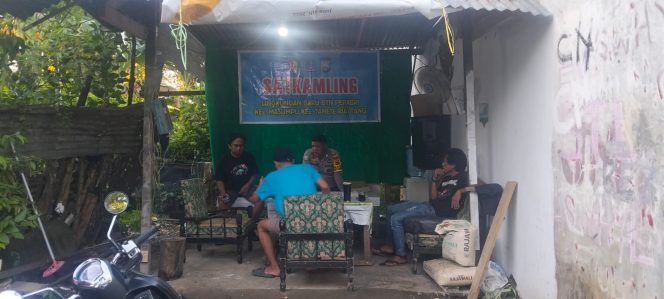 
 Bripka Sultan Aktif Sambangi Satkamling, Perkuat Keamanan di Wilayah Binaan