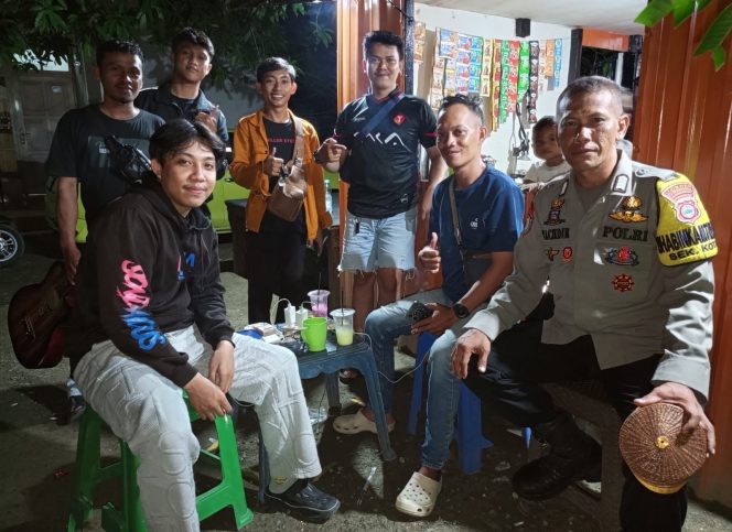 
 Rangkul Generasi Muda, Bripka Muh. Tachdir Aktif Sambang dan DDS di Kelurahan Jeppe’e