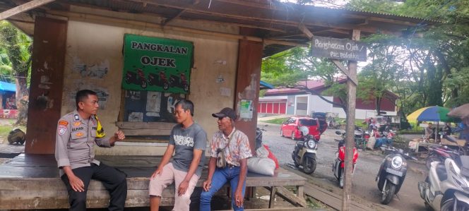 
 Dekat dengan Warga, Aiptu Ulpiadi Aktif Sambang di Wilayah Binaan Demi Jaga Kamtibmas