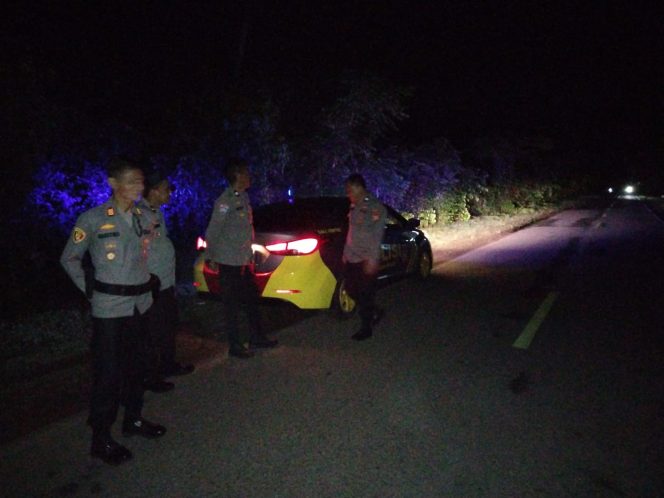 
 Polsek Mare Gencarkan Giat Preemtif dan Public Address untuk Antisipasi Gangguan Kamtibmas di Malam Libur