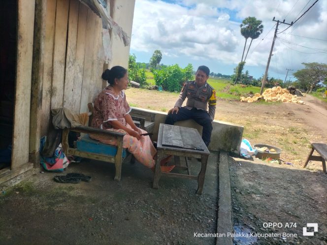 
 ‎Bhabinkamtibmas Bripka Arman Syah Sambangi Warga, Jalin Kedekatan dan Pererat Silaturahmi