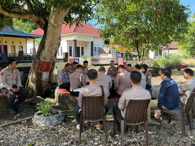 
 Wakapolsek Awangpone Laksanakan Anev Mingguan 