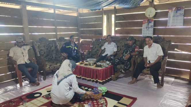 
 Bhabinkamtibmas Polsek Awangpone Laksanakan Kegiatan Sambang Dan DDS Di Desa Bulumpare