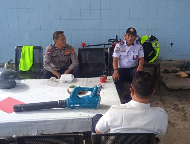 
 Bhabinkamtibmas Polsek Awangpone Sambangi Kantor UPBU Arung Palakka Bone