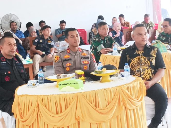 
 ‎Kapolsek Palakka Hadiri Launching Koperasi Merah Putih di Desa Melle  ‎