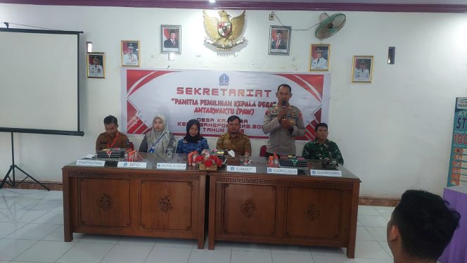 
 Kapolsek Awangpone Hadiri Penetapan DPMT Pilkades PAW Desa Kajuara Tahun 2026