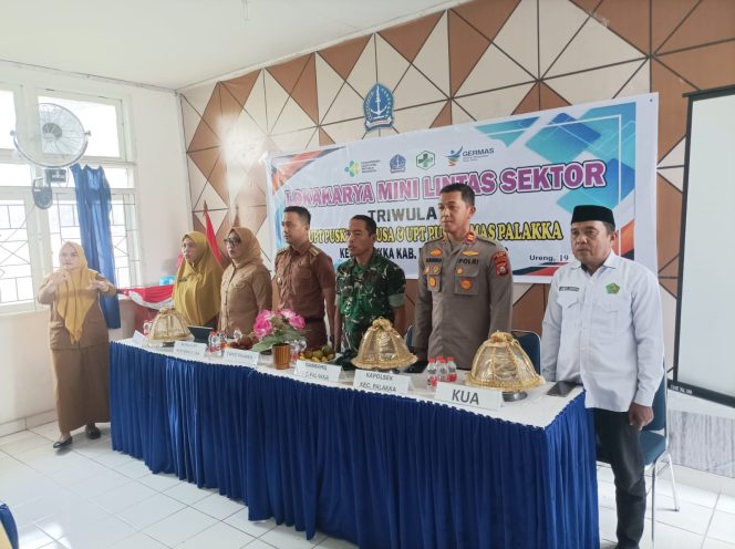 
 ‎Lokakarya Mini Triwulan II di Kantor Camat Palakka Dapat Dukungan Penuh dari Kapolsek Palakka  ‎