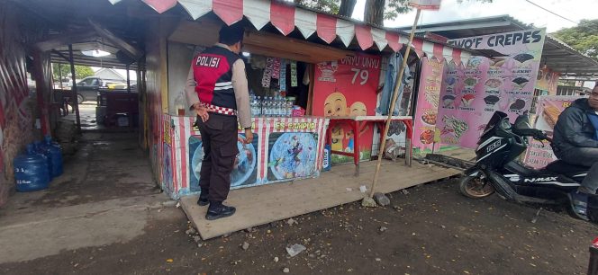 
 Kanit Samapta Polsek Ajangale Laksanakan Patroli Rutin dan Sambang Kebeberapa Warung